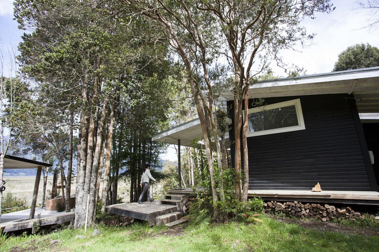 Mareas Ralun Lodge Exterior photo