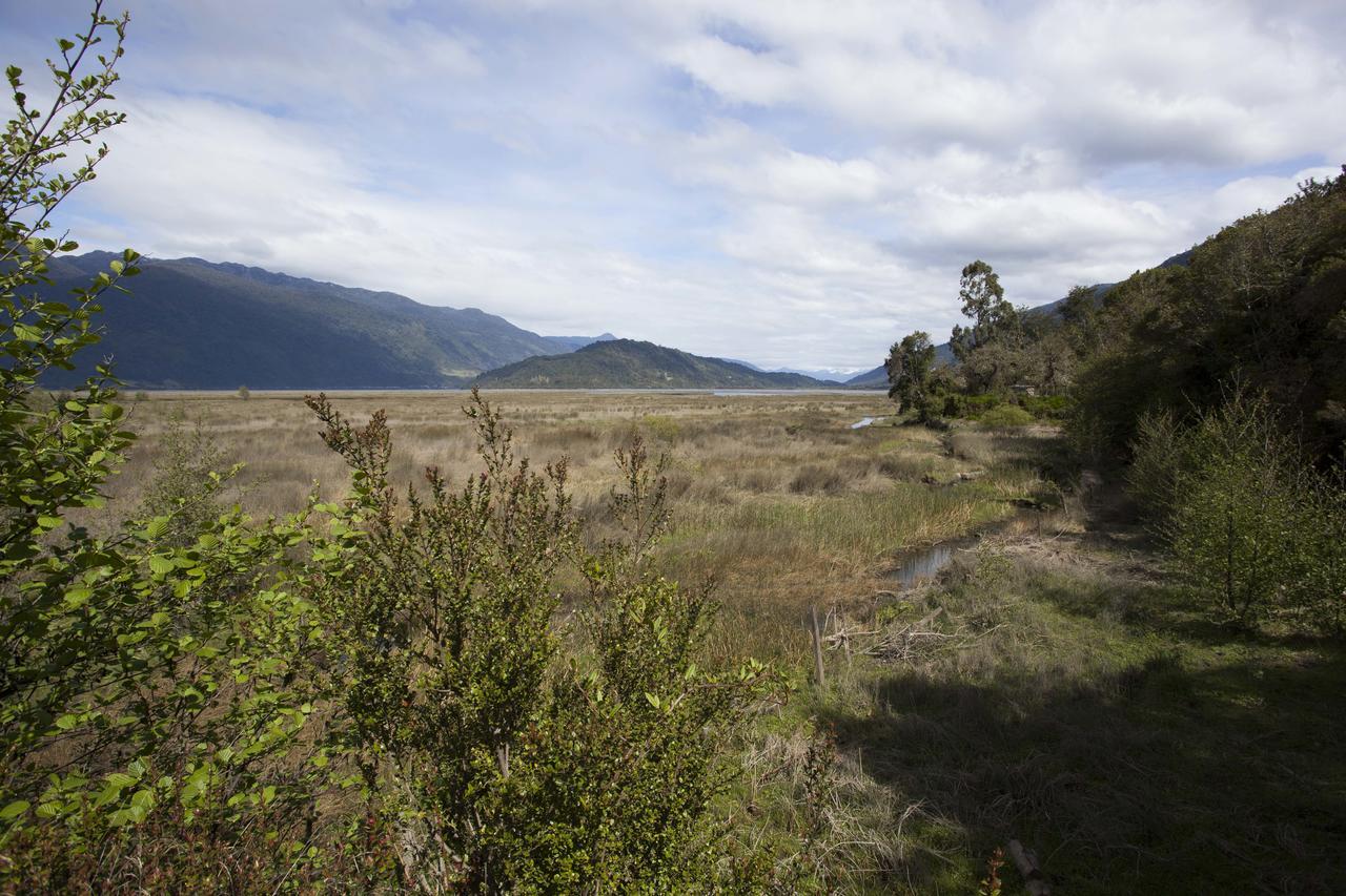 Mareas Ralun Lodge Exterior photo