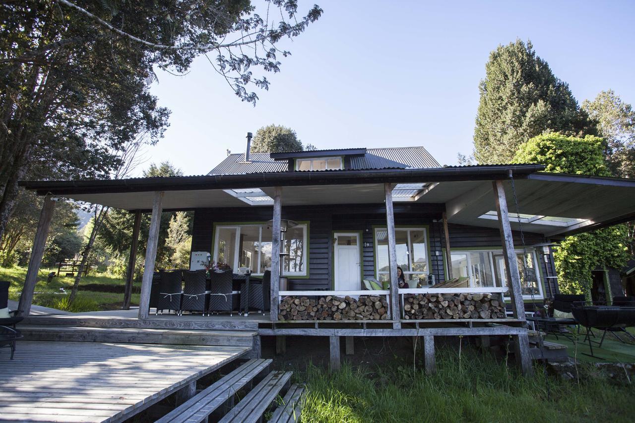 Mareas Ralun Lodge Exterior photo