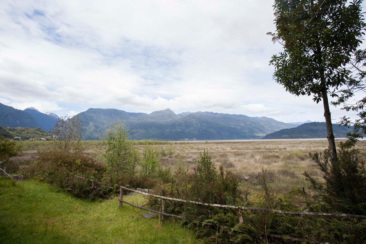 Mareas Ralun Lodge Exterior photo